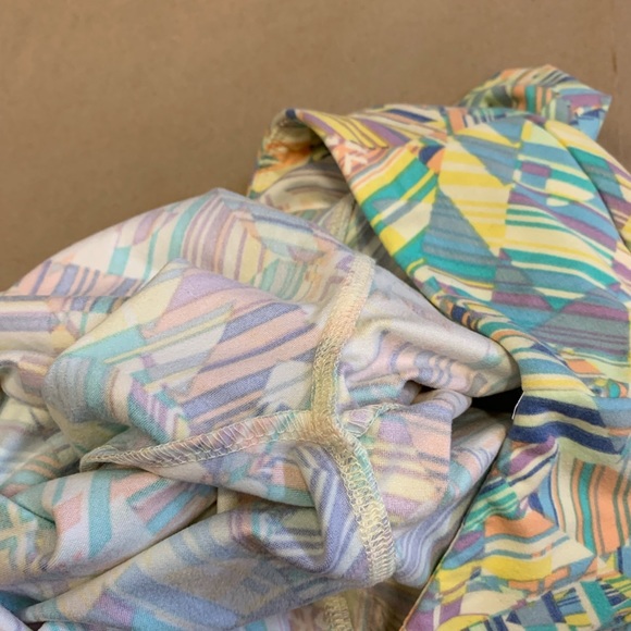 Lularoe multicolor leggings - Picture 5 of 5